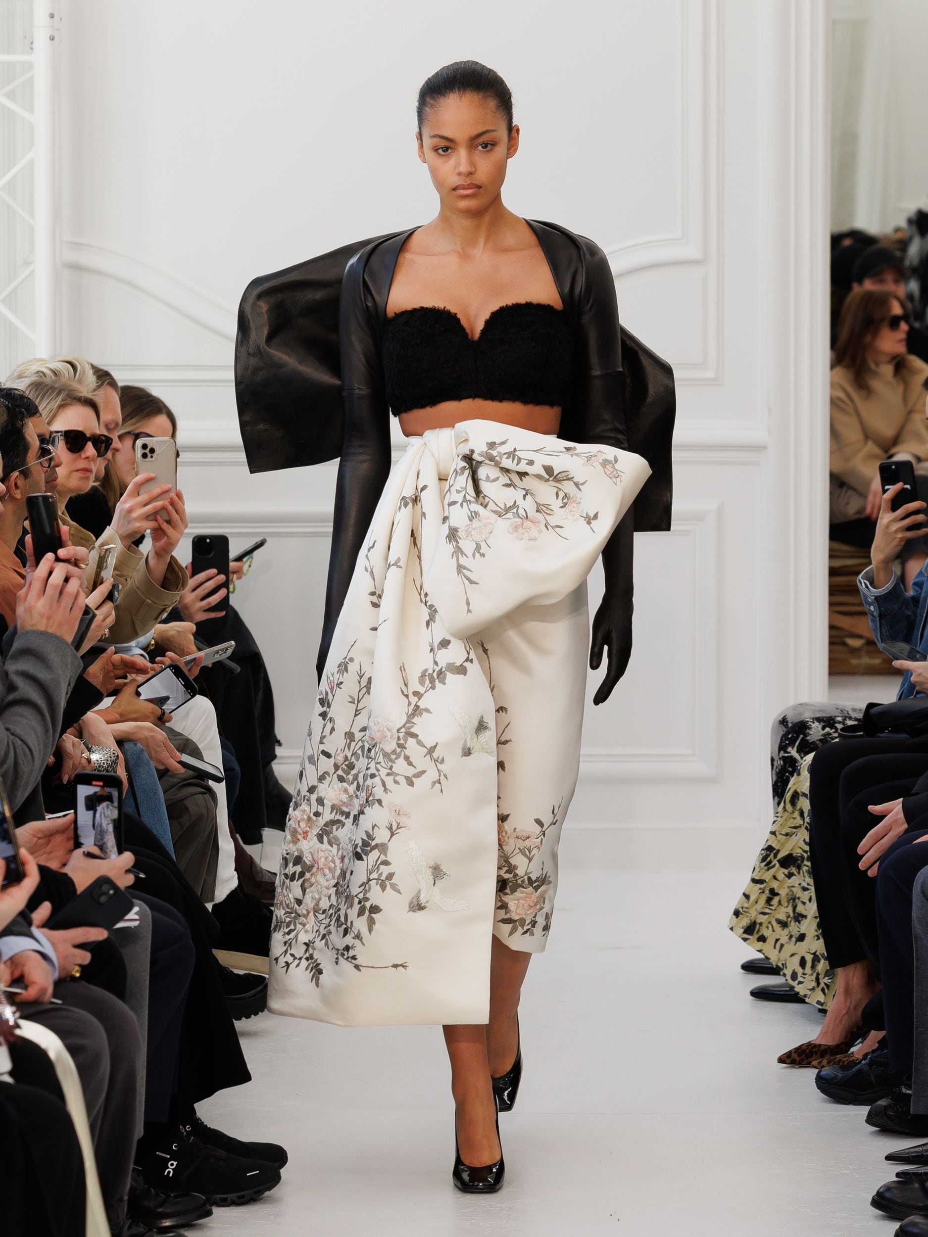 Givenchy_Womenswear_AW25_Look_26