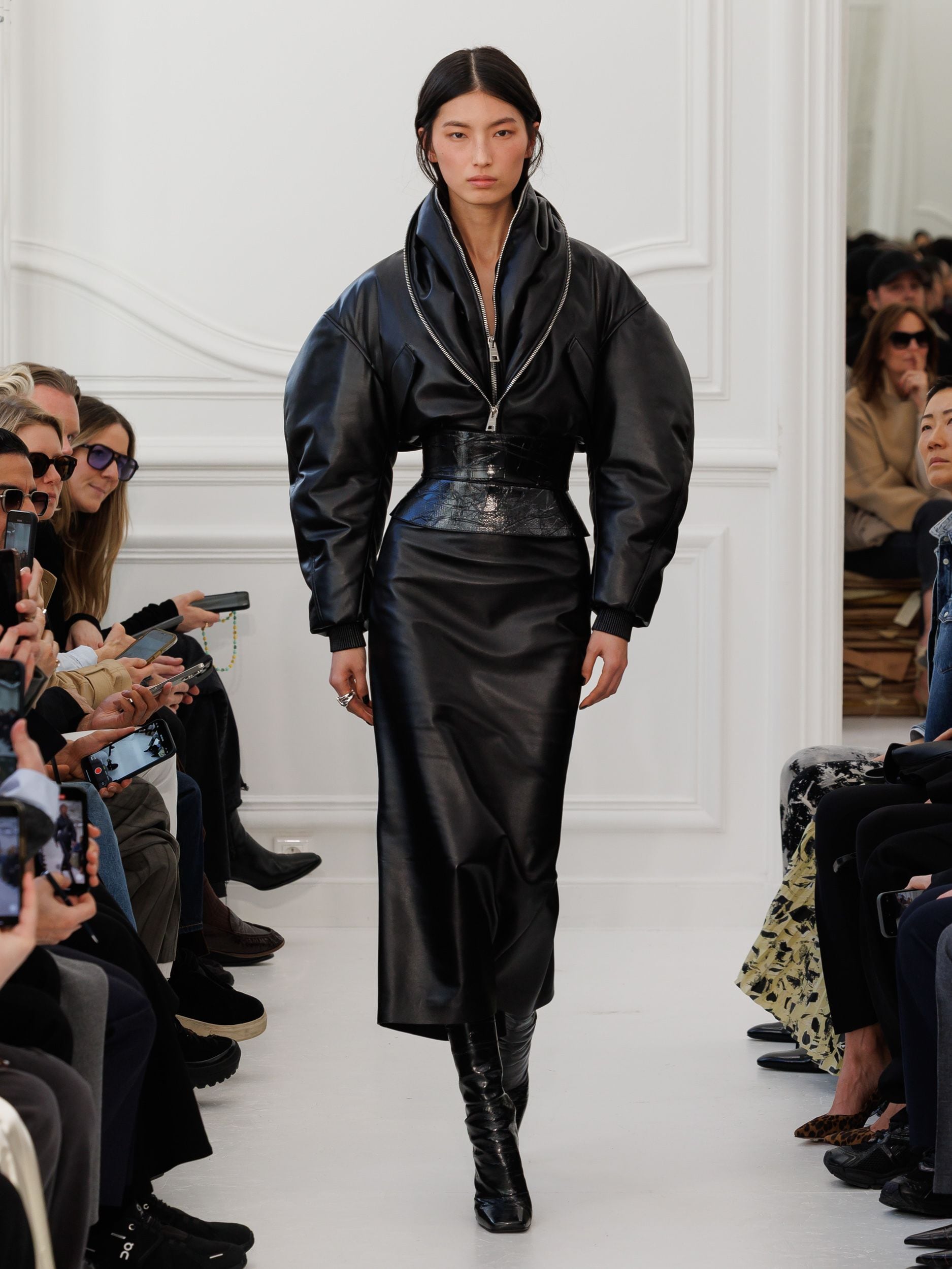 Givenchy_Womenswear_AW25_Look_34