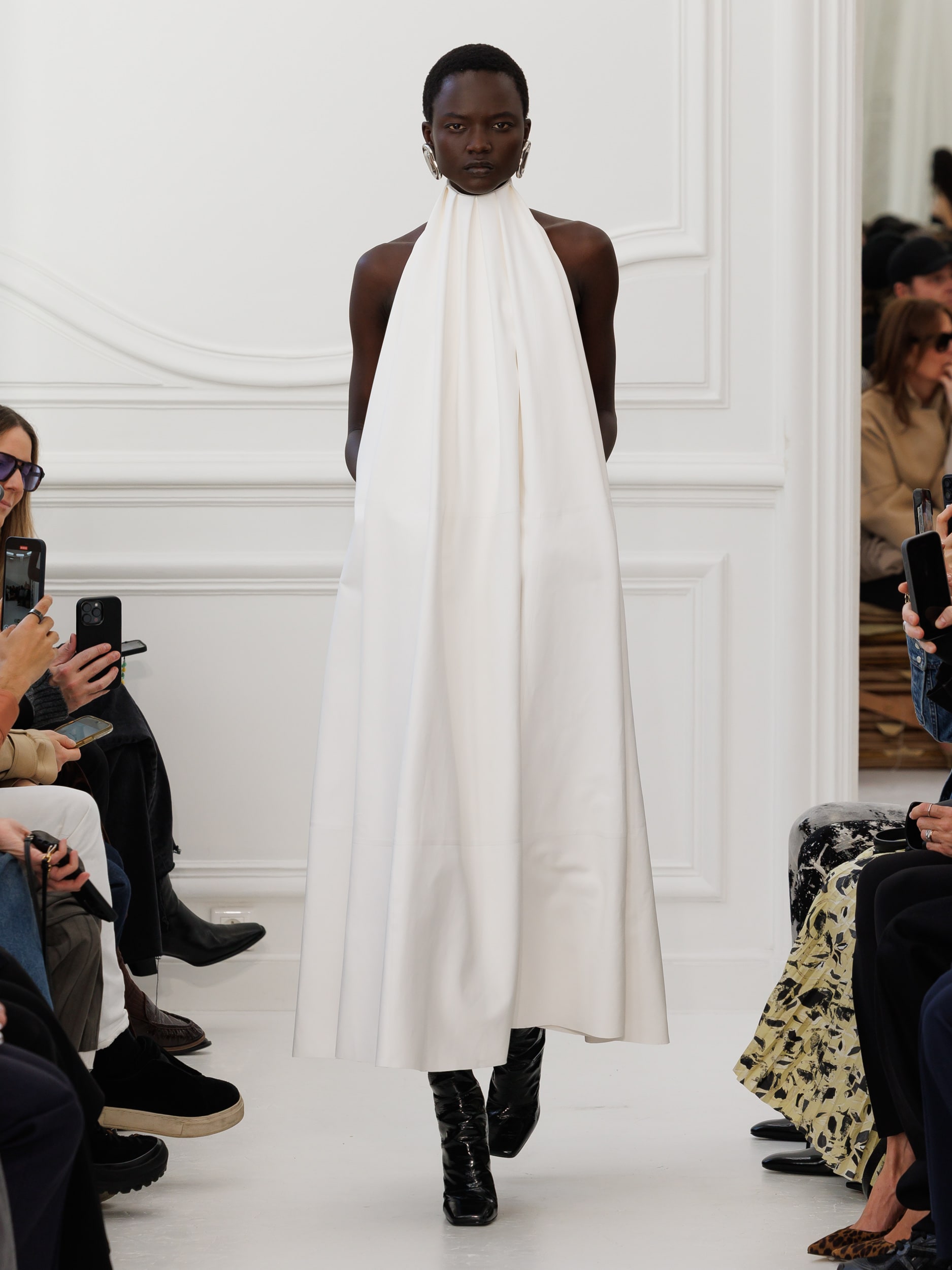 Givenchy_Womenswear_AW25_Look_19 Givenchy_Womenswear_AW25_Look_19