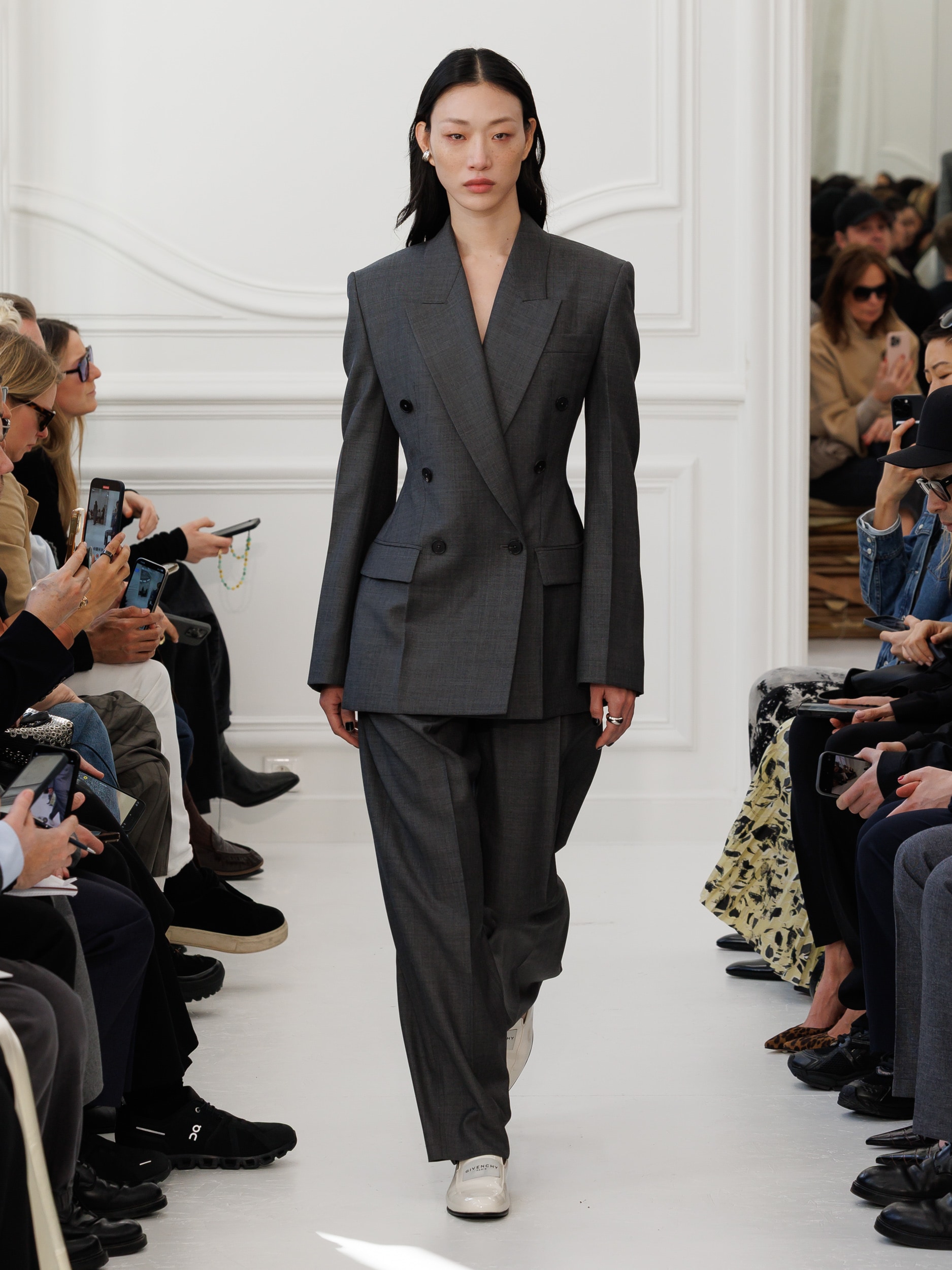 Givenchy_Womenswear_AW25_Look_12 Givenchy_Womenswear_AW25_Look_12