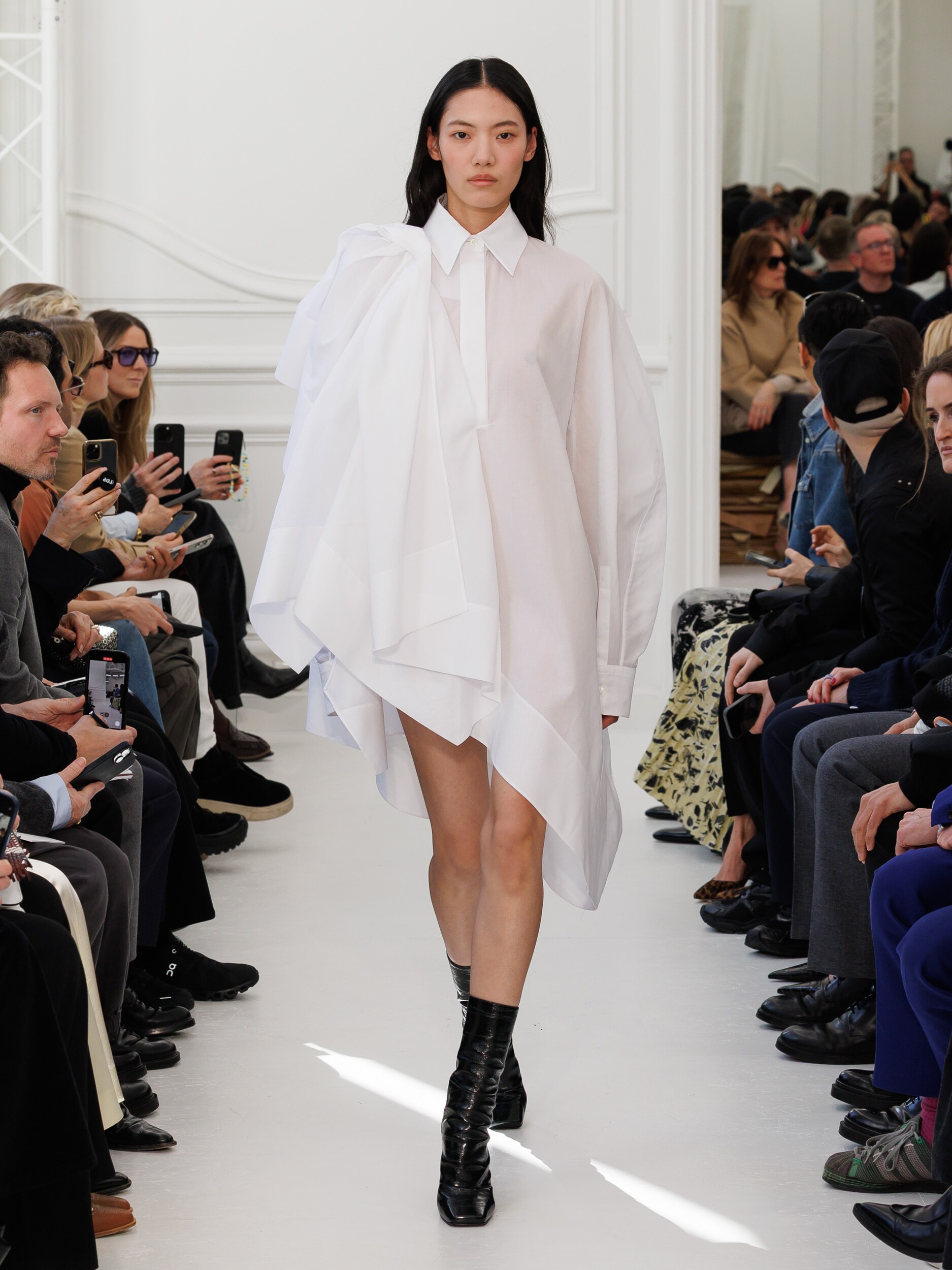 Givenchy_Womenswear_AW25_Look_23 Givenchy_Womenswear_AW25_Look_23