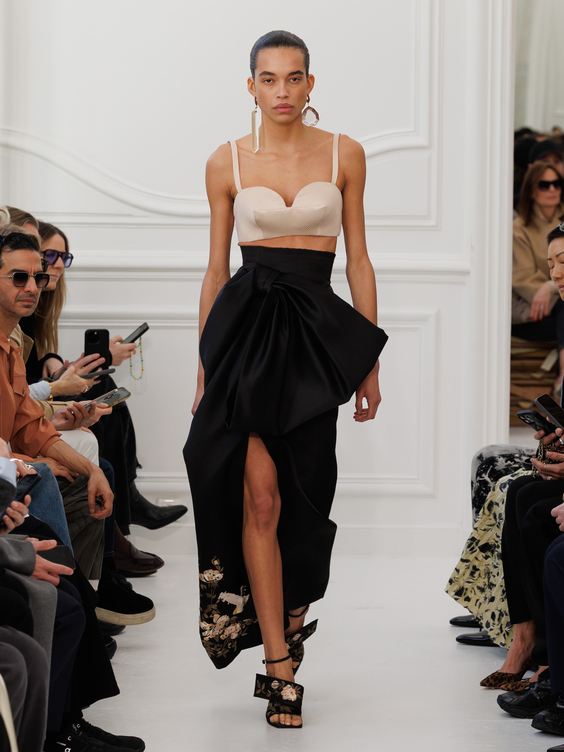 Givenchy_Womenswear_AW25_Look_39 Givenchy_Womenswear_AW25_Look_39