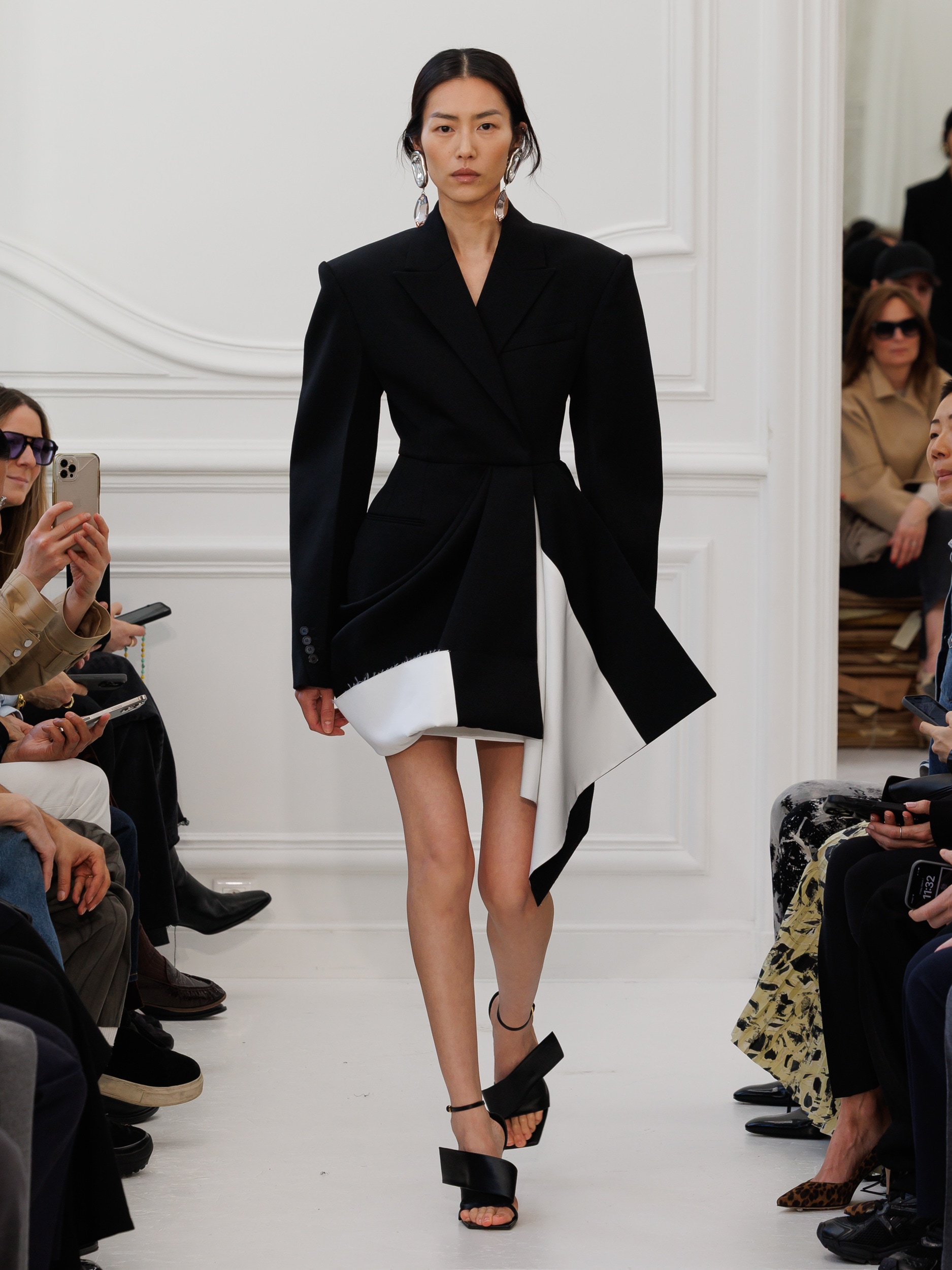 Givenchy_Womenswear_AW25_Look_51 Givenchy_Womenswear_AW25_Look_51