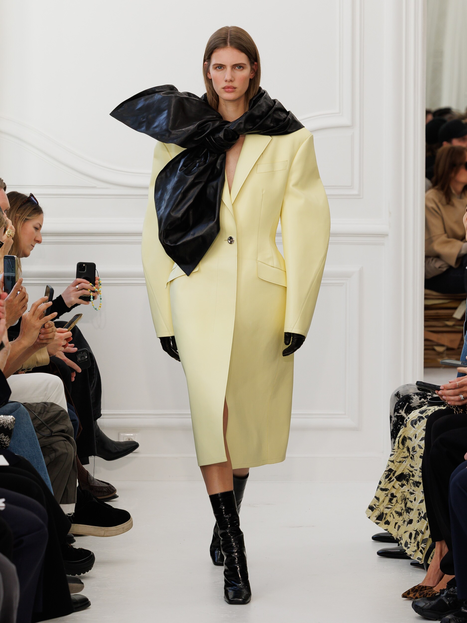Givenchy_Womenswear_AW25_Look_05 Givenchy_Womenswear_AW25_Look_05