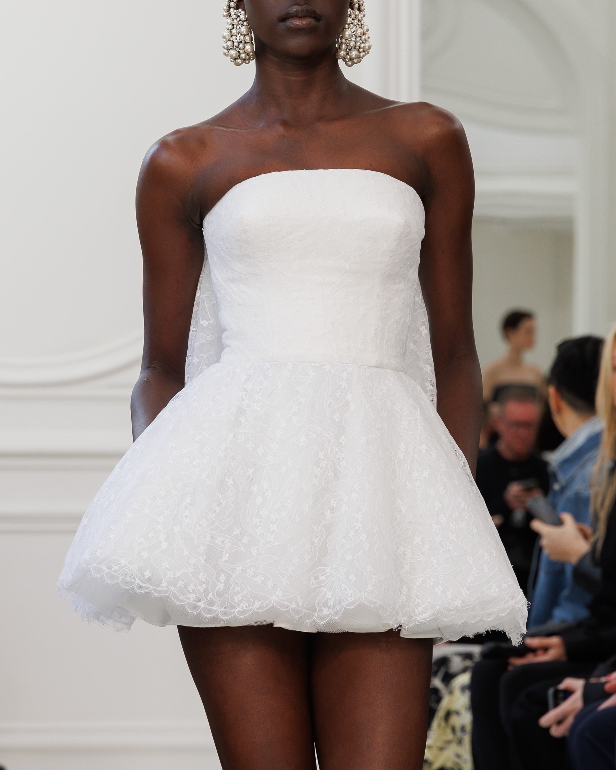 GIVENCHY FW24 WOMENSWEAR COLLECTION GIVENCHY FW24 WOMENSWEAR COLLECTION