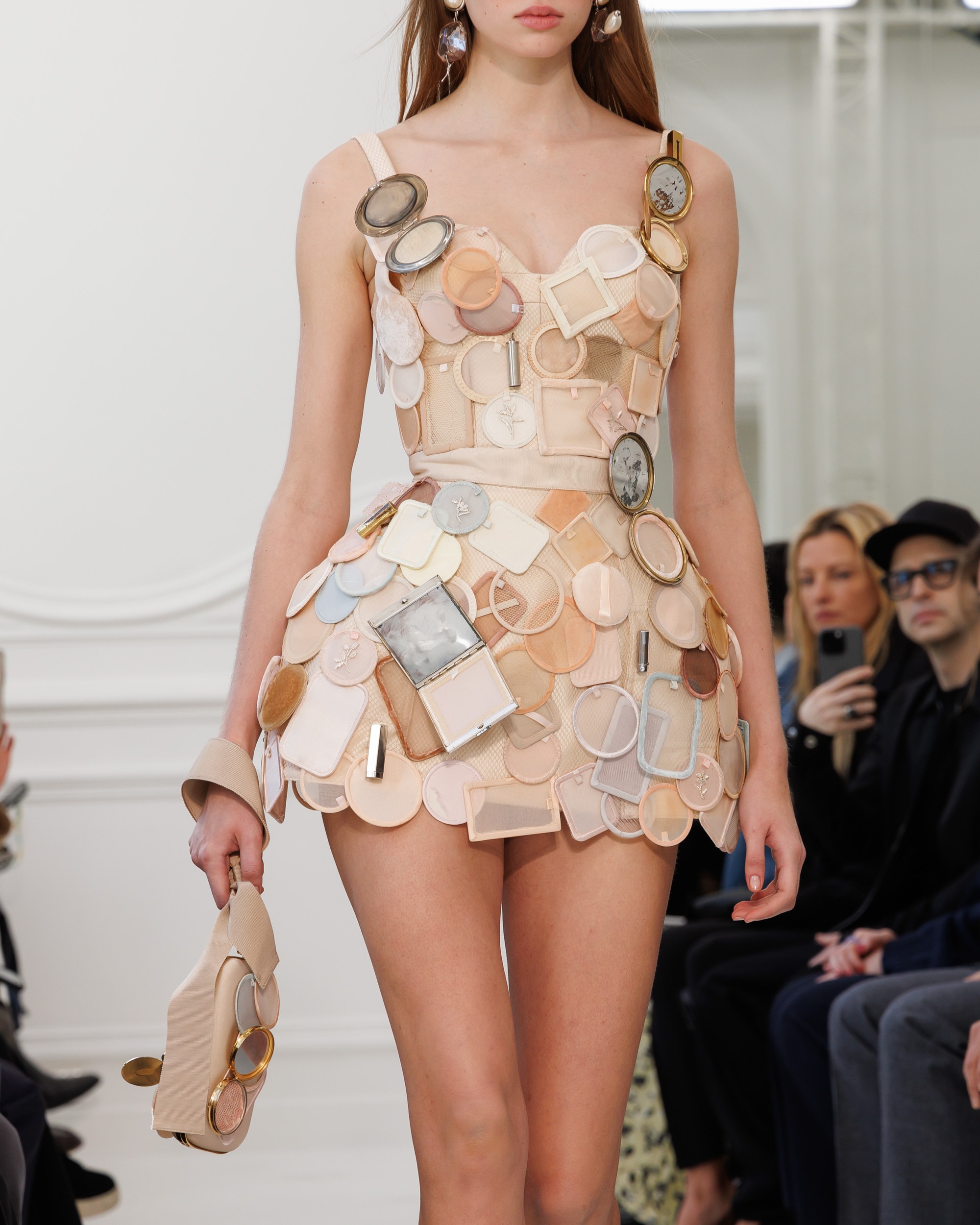 GIVENCHY FW25 WOMENSWEAR COLLECTION GIVENCHY FW25 WOMENSWEAR COLLECTION