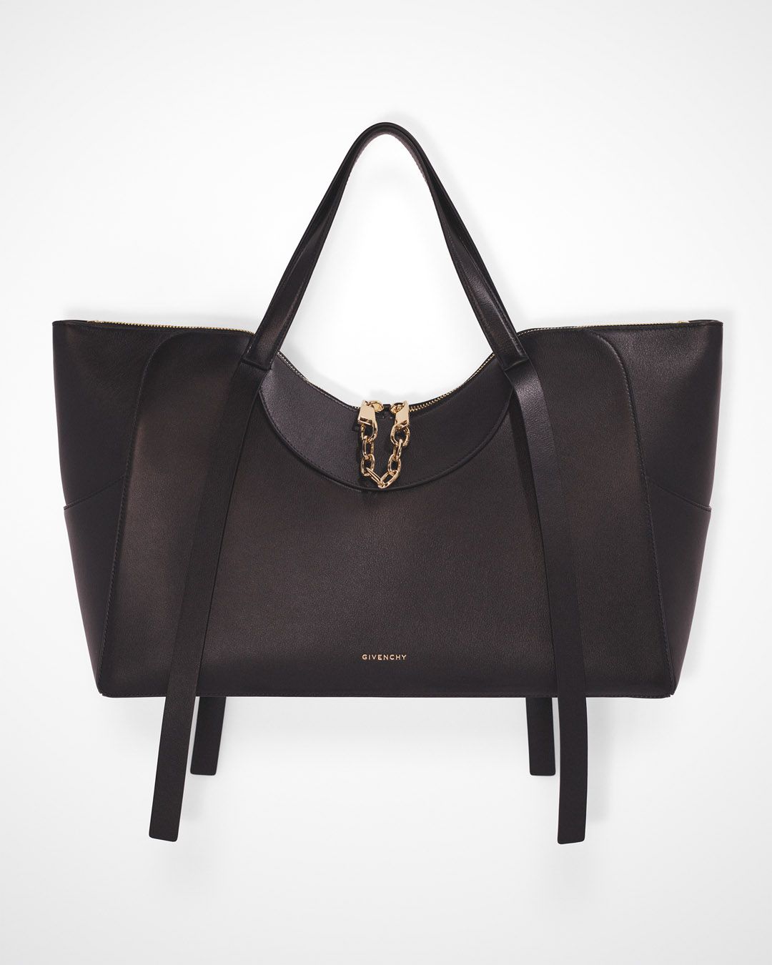 GIVENCHY_2026_SNATCH_BAG_CAMPAIGN_4x5_06