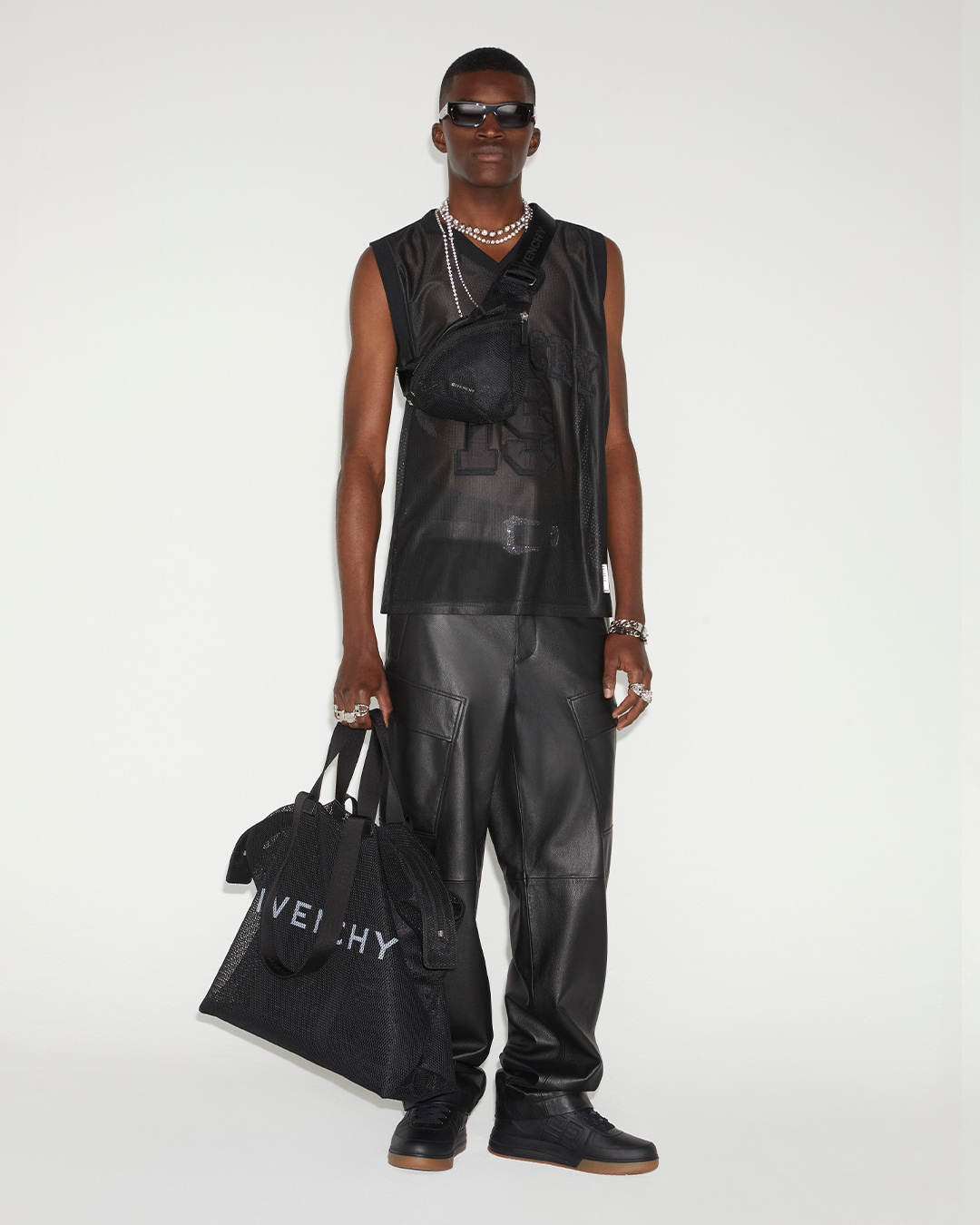 Look 19