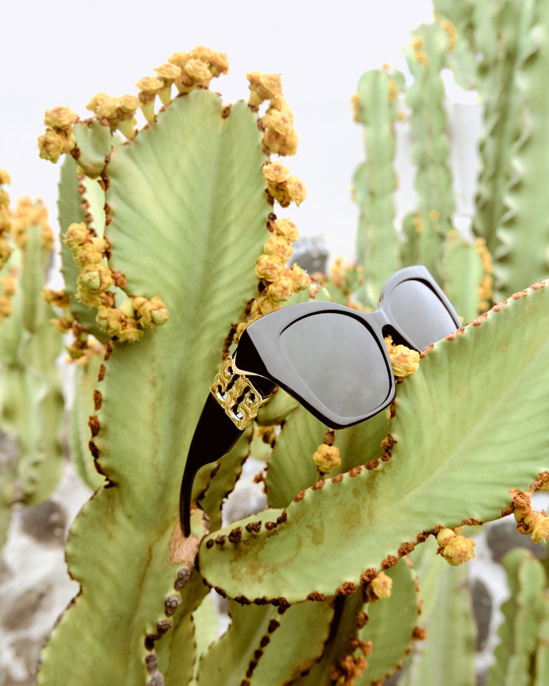 4G Liquid injected sunglasses