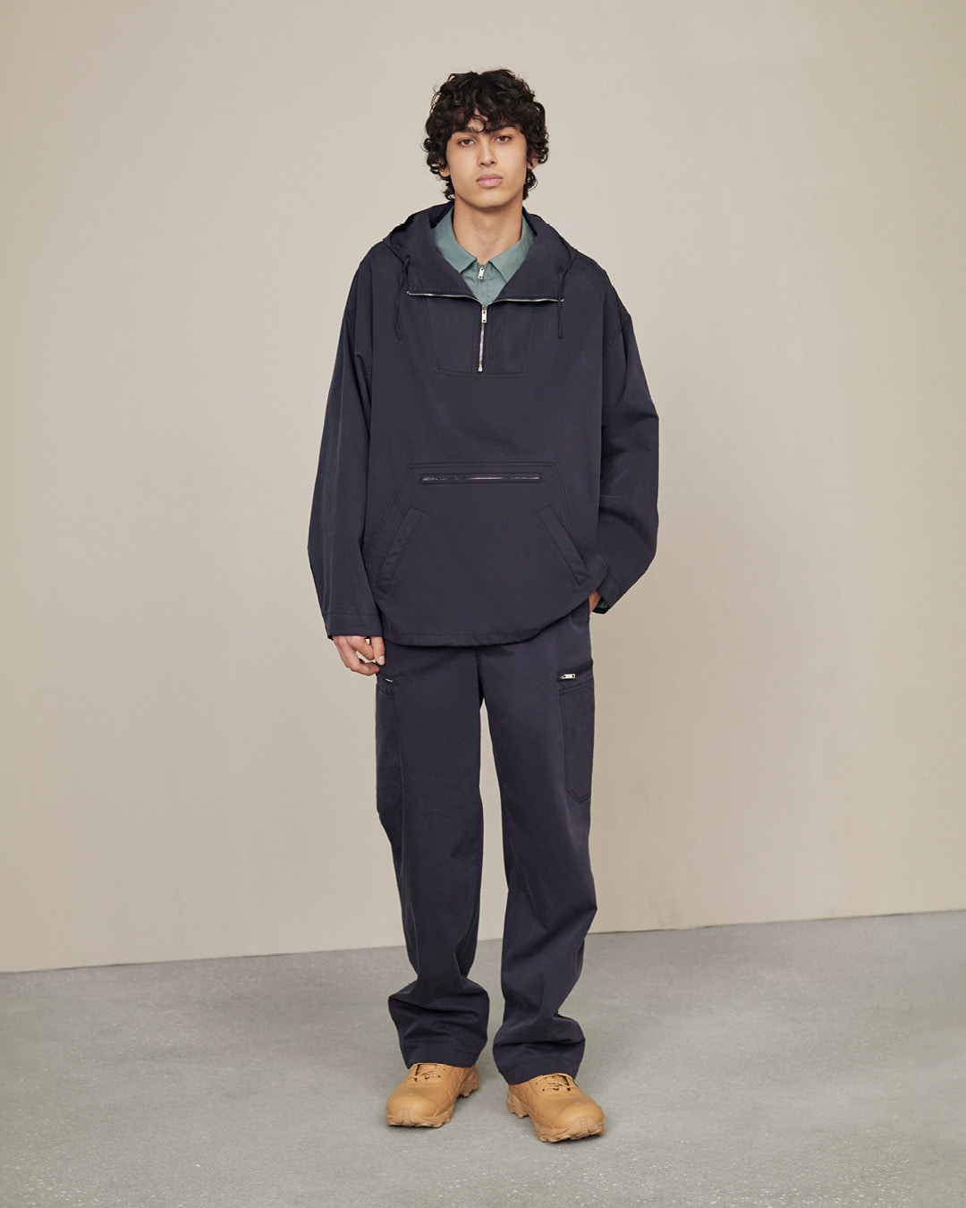 Shirt in ozone washed poplin